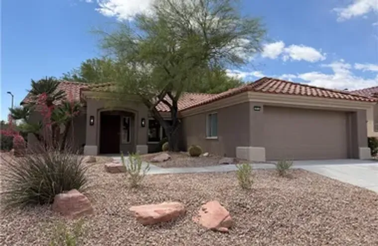 10013 CRESENT CREEK DR, LAS VEGAS, NV, 8..., Las Vegas, NV 89134