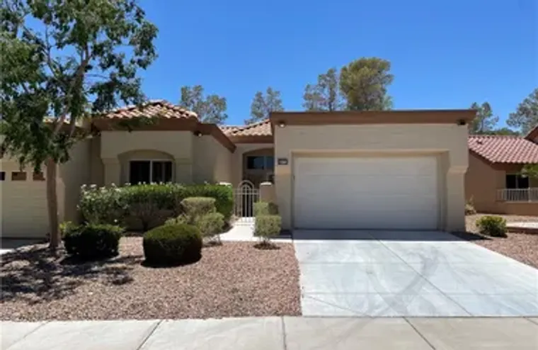 8673 PRAIRIE HILL DR, LAS VEGAS, NV, 891..., Las Vegas, NV 89134