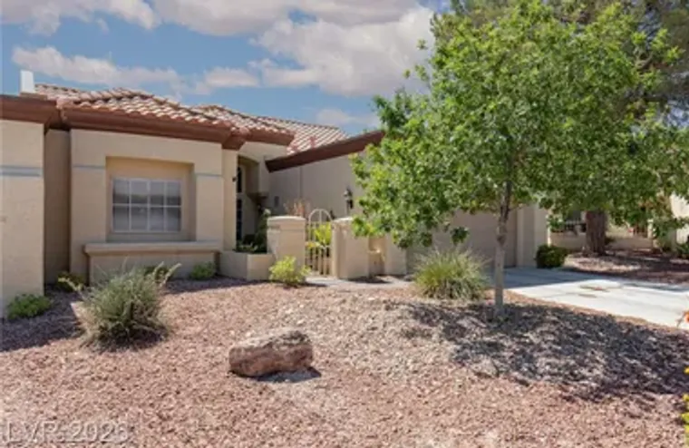 2408 DOVE VALLEY CT, LAS VEGAS, NV, 8913..., Las Vegas, NV 89134