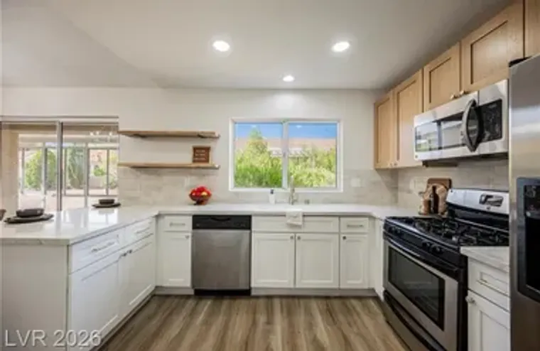 9009 SIGNAL TERRACE DR, LAS VEGAS, NV, 8..., Las Vegas, NV 89134