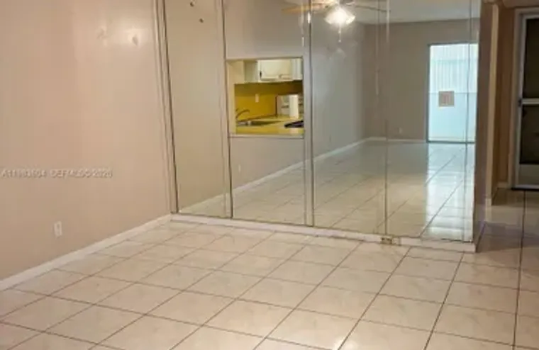 410 SE 2ND ST 102, HALLANDALE BEACH, FL,..., Hallandale Beach, FL 33009