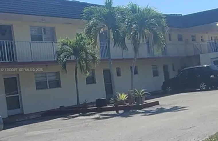19305 NE 2 AVE 2323, MIAMI, FL, 33179, Miami, FL 33179