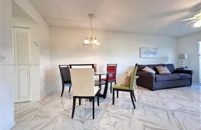 569 N FANSHAW N 569, BOCA RATON, FL, 334..., Boca Raton, FL 33434