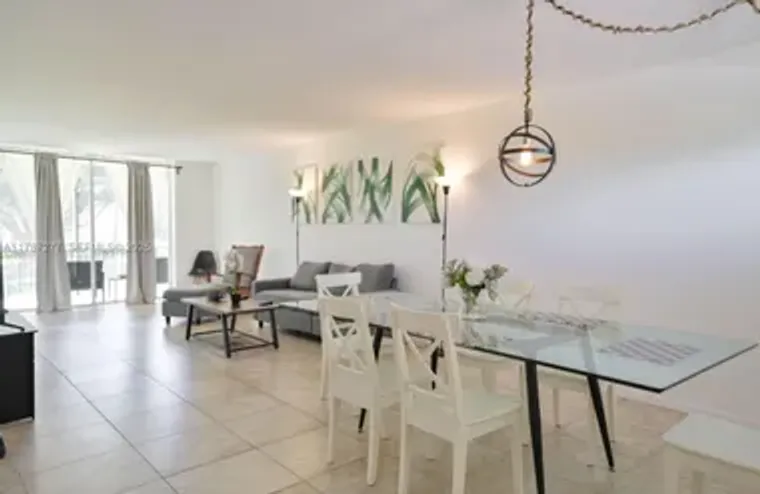 8901 HOLLYBROOK 206 206, HOLLYWOOD, FL, ..., Hollywood, FL 33025
