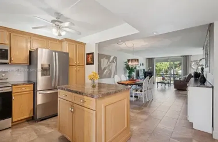 700 S HOLLYBROOK DR 201, PEMBROKE PINES,..., Pembroke Pines, FL 33025