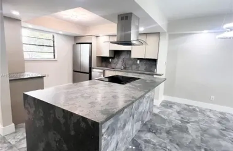 4930 E SABAL PALM BLVD 206, TAMARAC, FL,..., Tamarac, FL 33319