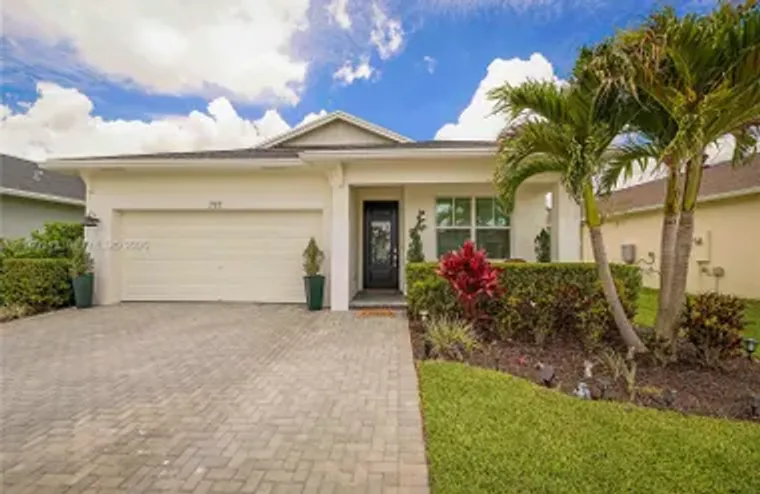 797 SE BLOOMFIELD RD, PORT ST. LUCIE, FL..., Port St. Lucie, FL 34984
