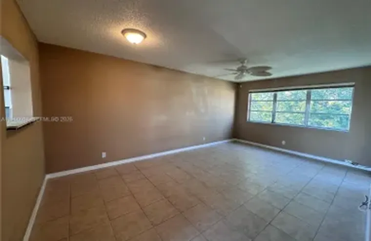 2223 PARK LN 304, HOLLYWOOD, FL, 33021, Hollywood, FL 33021