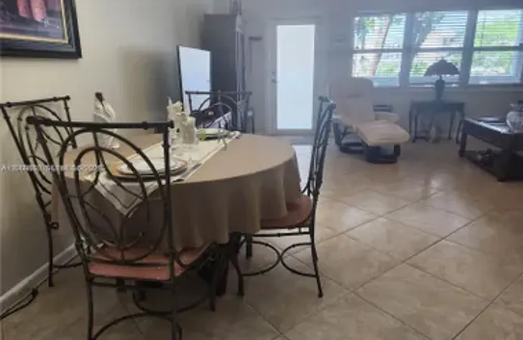 2114 E CAMBRIDGE E 2114, DEERFIELD BEACH..., Deerfield Beach, FL 33442