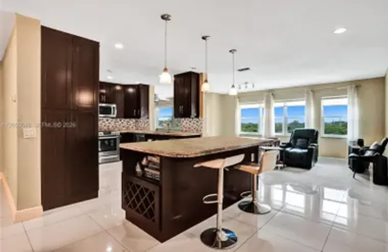 215 SE 3RD AVE 501C, HALLANDALE BEACH, F..., Hallandale Beach, FL 33009