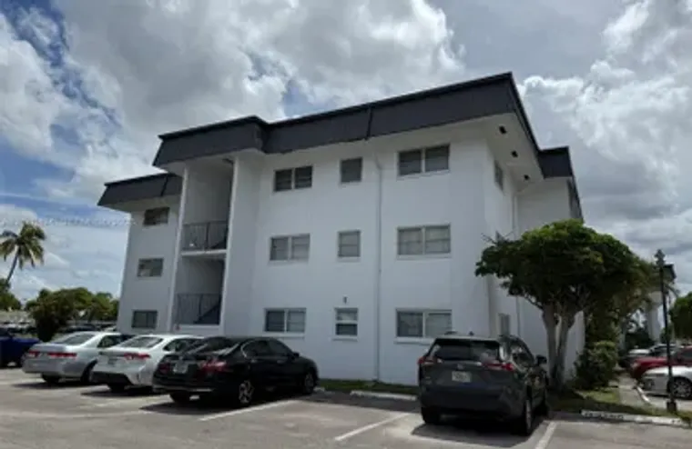 4880 NW 22ND ST 307, LAUDERHILL, FL, 333..., Lauderhill, FL 33313
