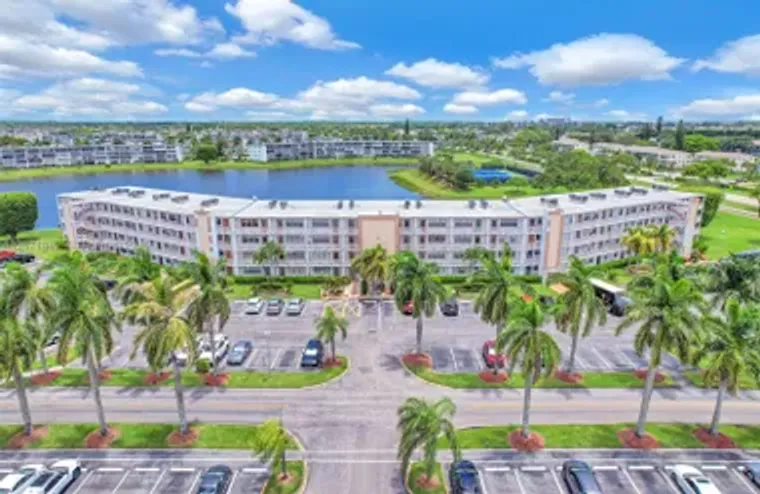 2017 CORNWALL A 2017, BOCA RATON, FL, 33..., Boca Raton, FL 33434
