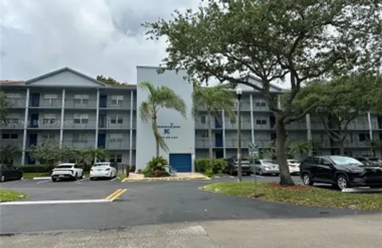 12650 SW 6TH ST 412K, PEMBROKE PINES, FL..., Pembroke Pines, FL 33027