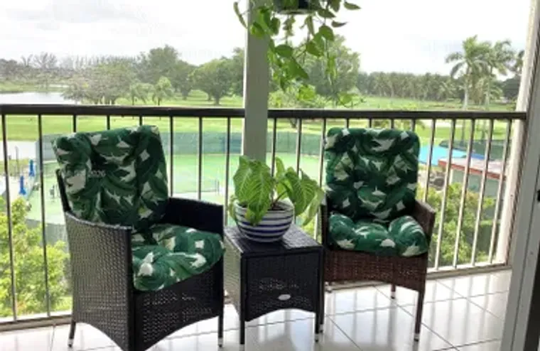 8900 WASHINGTON BLVD 415, PEMBROKE PINES..., Pembroke Pines, FL 33025