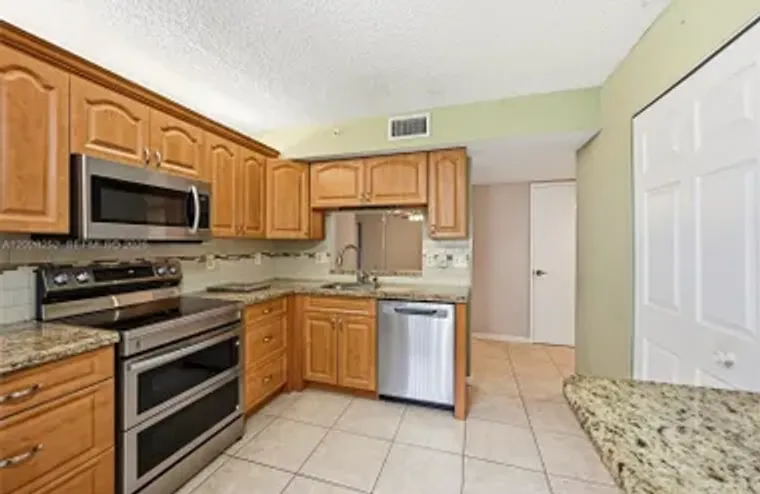 15342 LAKES OF DELRAY BLVD 90, DELRAY BE..., Delray Beach, FL 33484