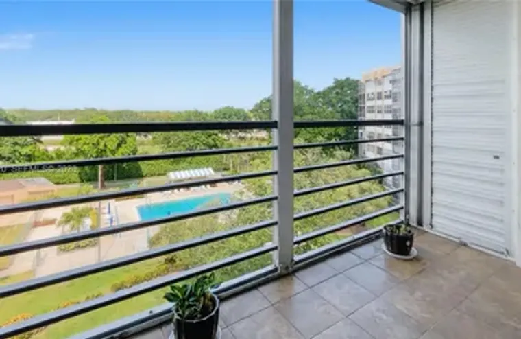 1300 SAINT CHARLES PL 620, PEMBROKE PINE..., Pembroke Pines, FL 33026