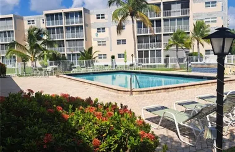 1024 SE 3RD AVE 304, DANIA BEACH, FL, 33..., Dania Beach, FL 33004