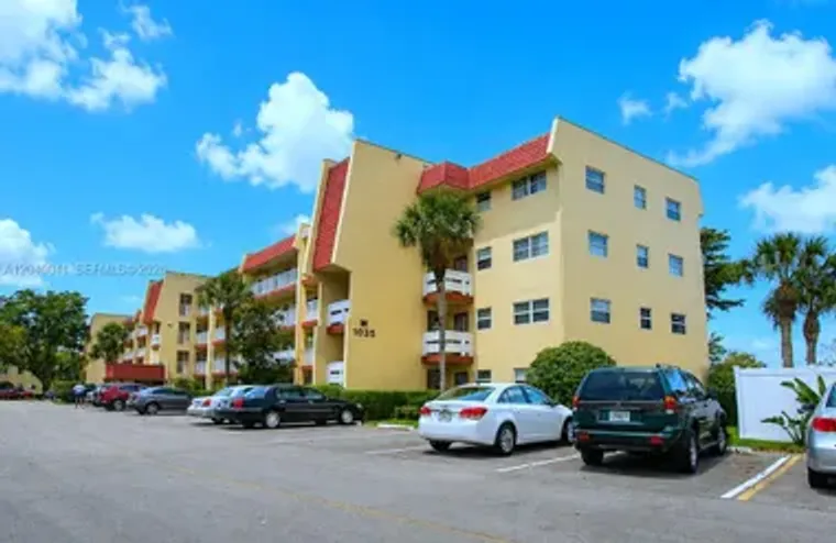 1035 COUNTRY CLUB DR 102, MARGATE, FL, 3..., Margate, FL 33063