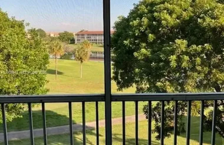 850 SW 133 TER 411B, PEMBROKE PINES, FL,..., Pembroke Pines, FL 33027