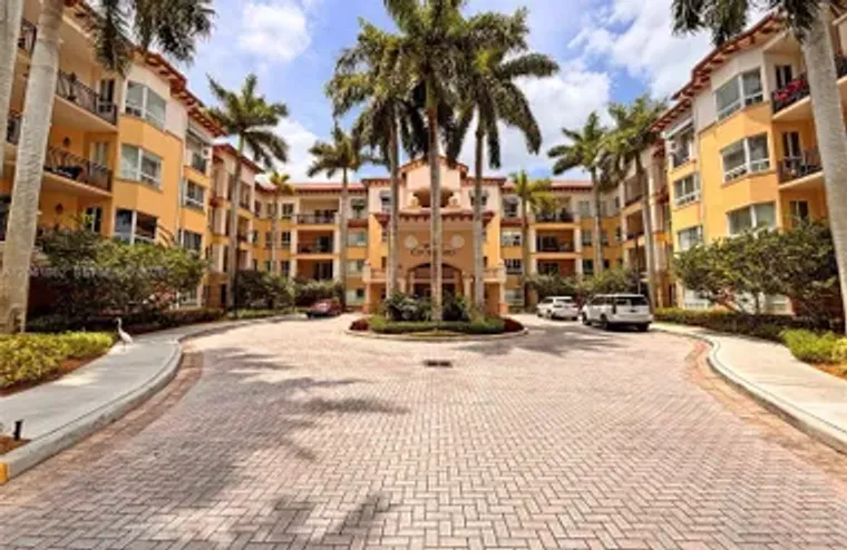16101 EMERALD ESTATES DR 155, WESTON, FL..., Weston, FL 33331