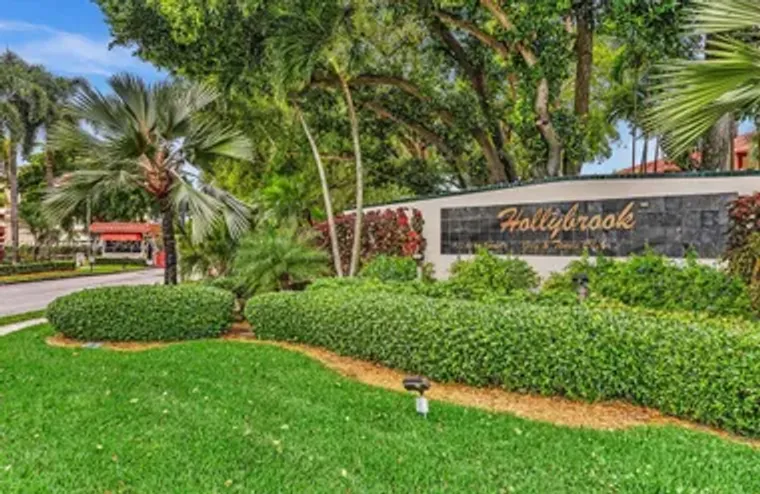 671 S HOLLYBROOK DR 209, PEMBROKE PINES,..., Pembroke Pines, FL 33025