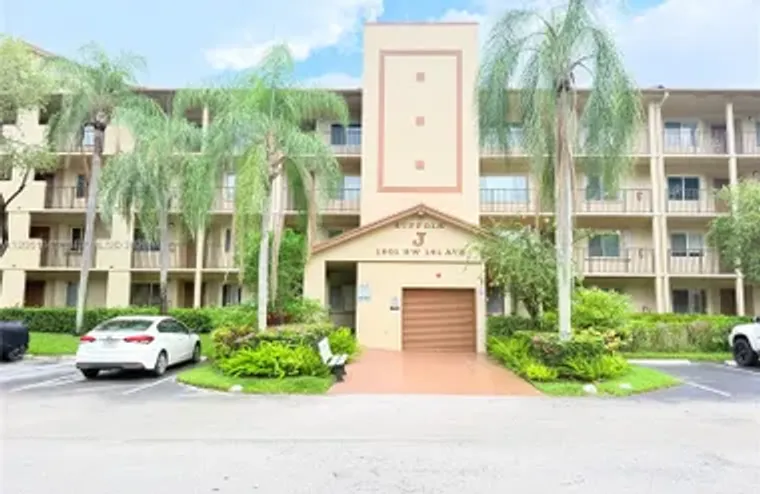 1201 SW 141ST AVE 302J, PEMBROKE PINES, ..., Pembroke Pines, FL 33027