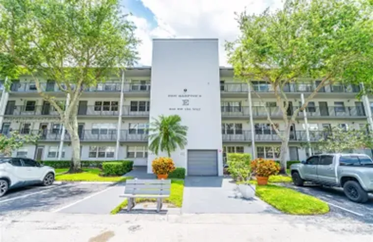 300 SW 134TH WAY 413E, PEMBROKE PINES, F..., Pembroke Pines, FL 33027