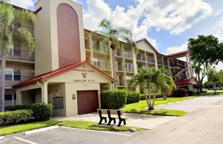 12901 SW 15TH CT 402V, PEMBROKE PINES, F..., Pembroke Pines, FL 33027
