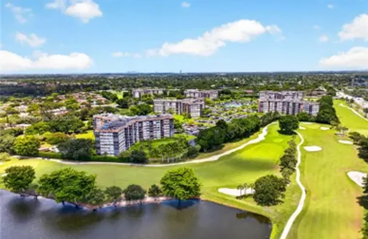 900 SAINT CHARLES PL 621, PEMBROKE PINES..., Pembroke Pines, FL 33026
