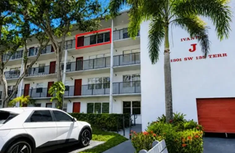 1301 SW 135TH TER 406J, PEMBROKE PINES, ..., Pembroke Pines, FL 33027