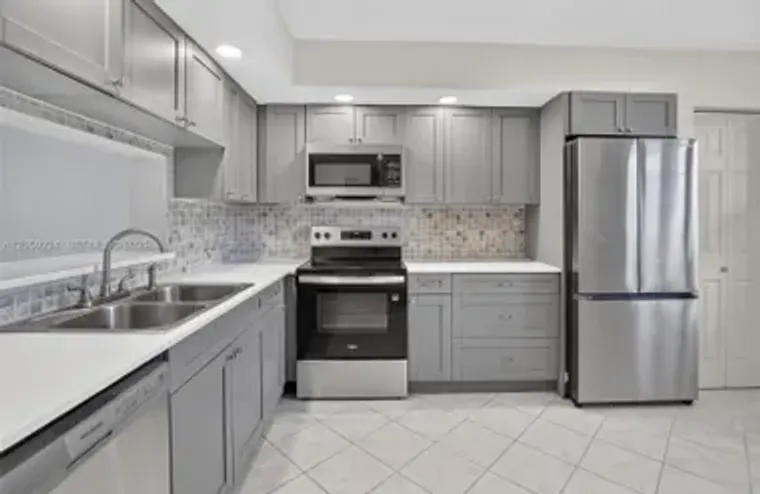 12800 SW 7TH CT 306G, PEMBROKE PINES, FL..., Pembroke Pines, FL 33027