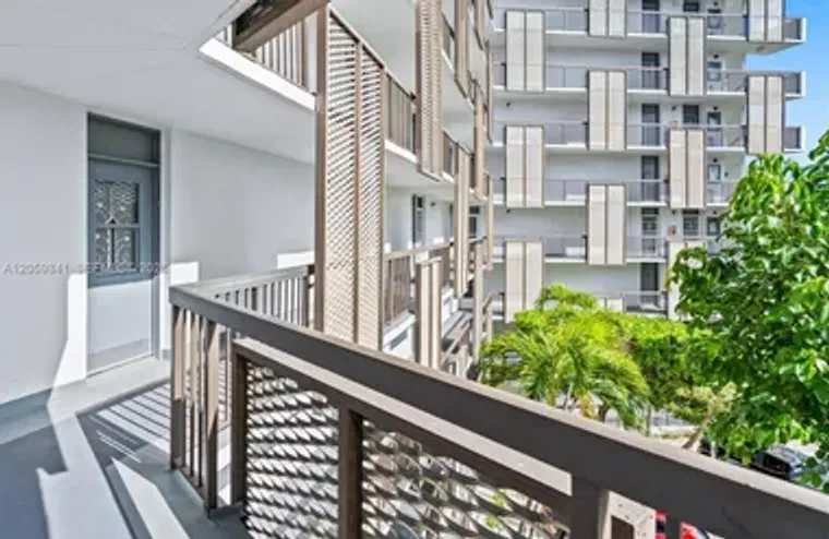 20400 W COUNTRY CLUB DR 310, AVENTURA, F..., Aventura, FL 33180
