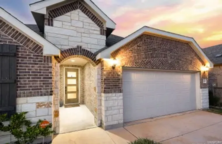 2210 STEERHEAD TRL, NEWBRAUNFE, TX, 7813..., Newbraunfe, TX 78132