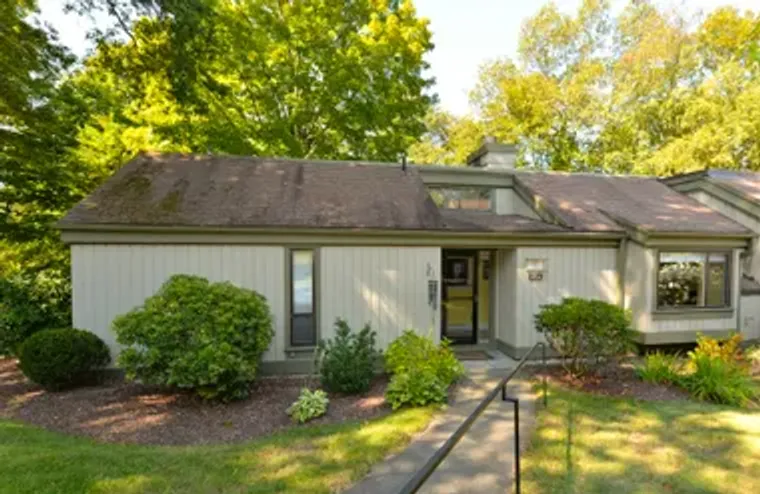 902 HERITAGE VLG A, SOUTHBURY, CT, 06488, Southbury, CT 06488