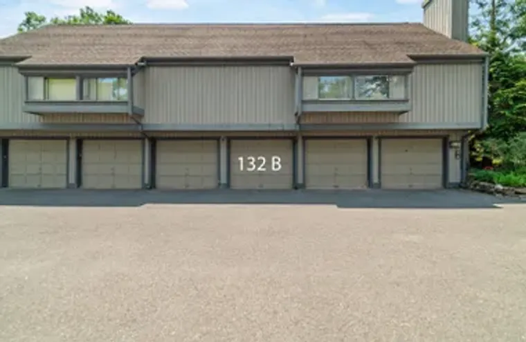 132 HERITAGE VLG B, SOUTHBURY, CT, 06488, Southbury, CT 06488