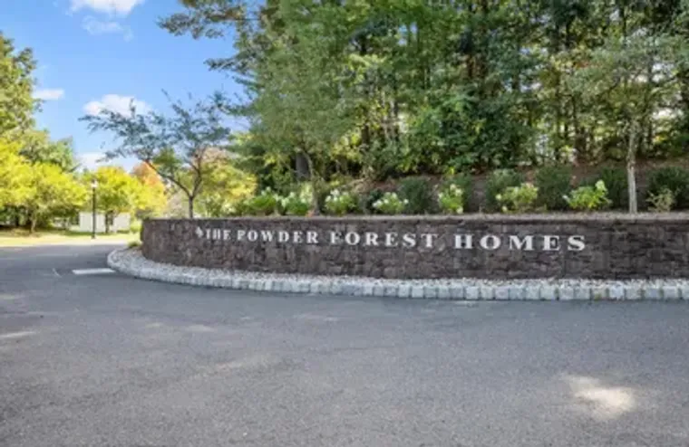 1 ASHTON CIR # 1, SIMSBURY, CT, 06070, Simsbury, CT 06070