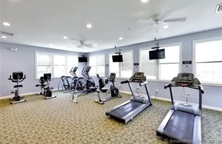 930 TILLINGHAST DR # 930, OXFORD, CT, 06..., Oxford, CT 06478