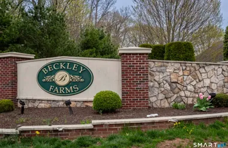 63 SCENIC DR 63, BERLIN, CT, 06037, Berlin, CT 06037