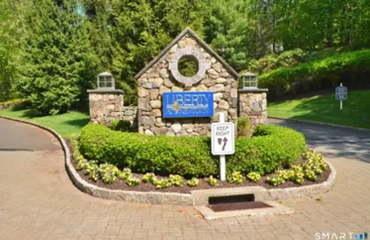 79 SUZIE DR 79, NEWTOWN, CT, 06470, Newtown, CT 06470