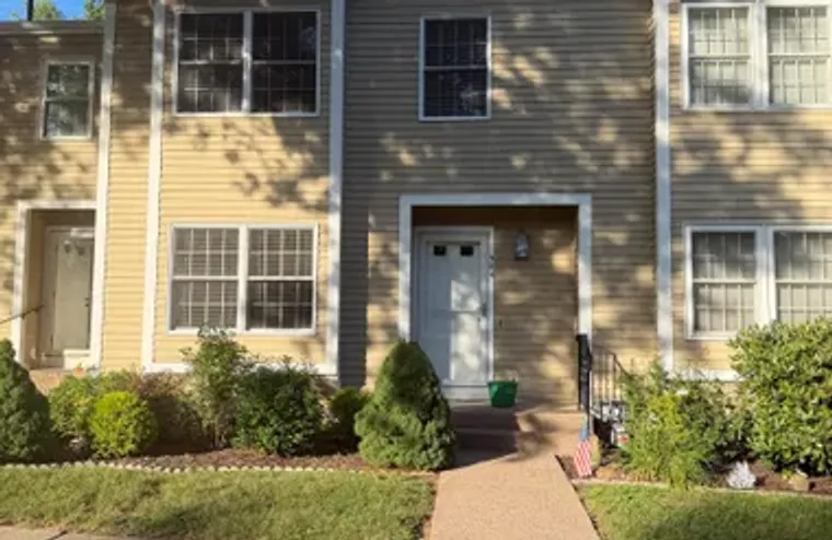 504 CARRIAGE DR 504, SOUTHINGTON, CT, 06..., Southington, CT 06489