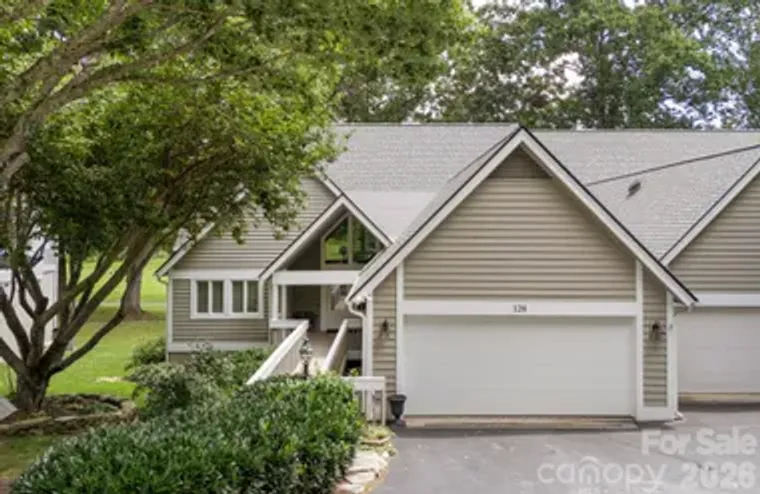 128 OVERLOOK DR, FLAT ROCK, NC, 28731, Flat Rock, NC 28731