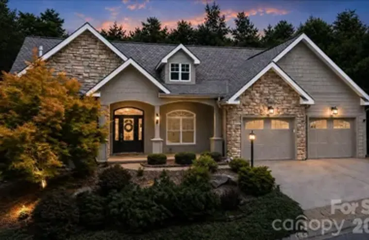 82 WOOD OWL CT, HENDERSONVILLE, NC, 2879..., Hendersonville, NC 28791