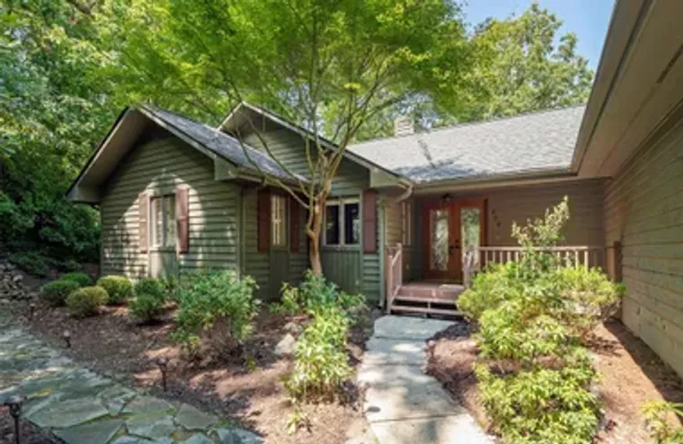 204 GREENLEAF DR, FLAT ROCK, NC, 28731, Flat Rock, NC 28731