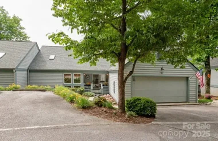 104 SUNNY VIEW LN, FLAT ROCK, NC, 28731, Flat Rock, NC 28731