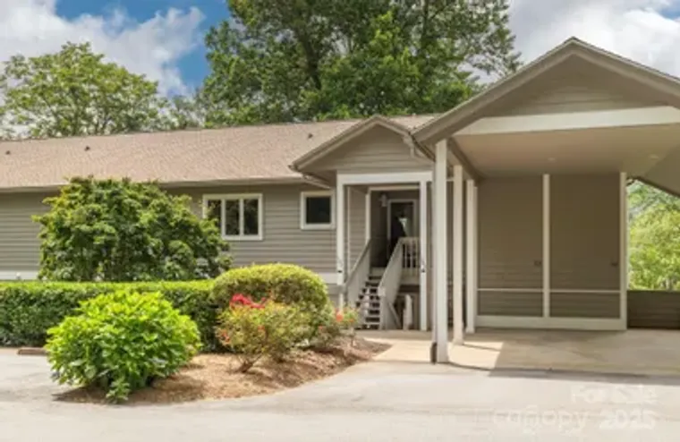 103 GOLFSIDE DR, FLAT ROCK, NC, 28731, Flat Rock, NC 28731