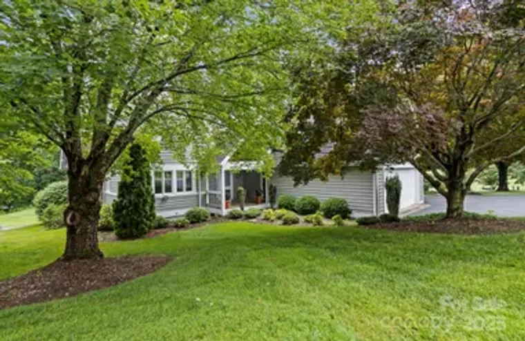 104 OVERLOOK DR, FLAT ROCK, NC, 28731, Flat Rock, NC 28731