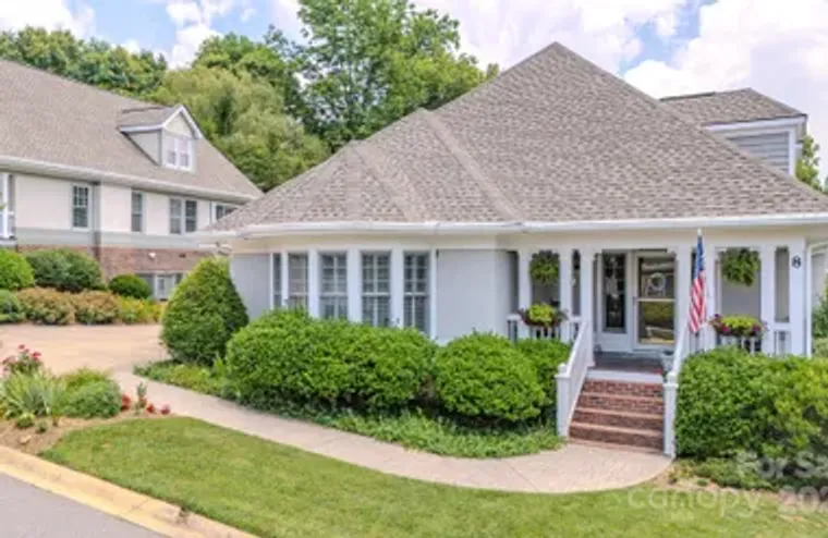 8 CREEKSIDE WAY, ASHEVILLE, NC, 28804, Asheville, NC 28804