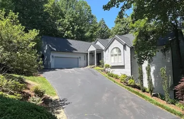 135 POPLAR LOOP DR, FLAT ROCK, NC, 28731, Flat Rock, NC 28731