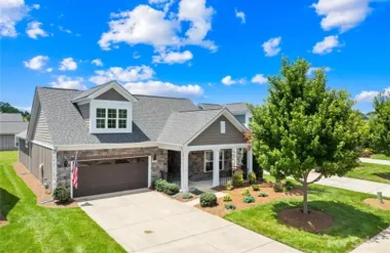 135 VALLEYMIST LN, MOORESVILLE, NC, 2811..., Mooresville, NC 28117