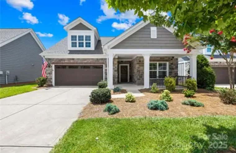 135 VALLEYMIST LN, MOORESVILLE, NC, 2811..., Mooresville, NC 28117